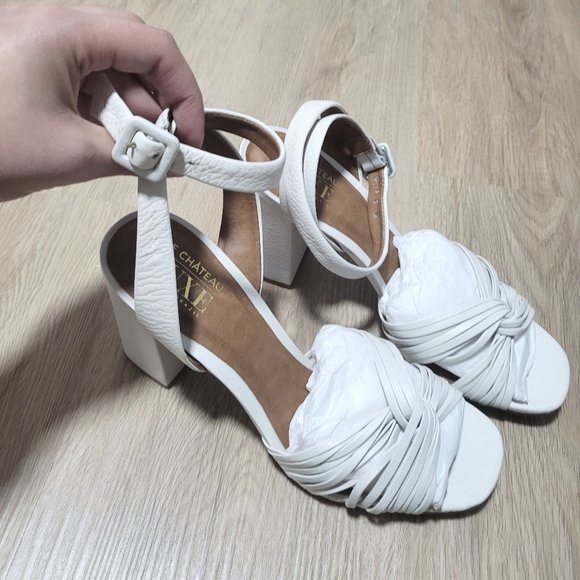 White leather strappy heel sandals Le Chateau - Picture 1 of 7